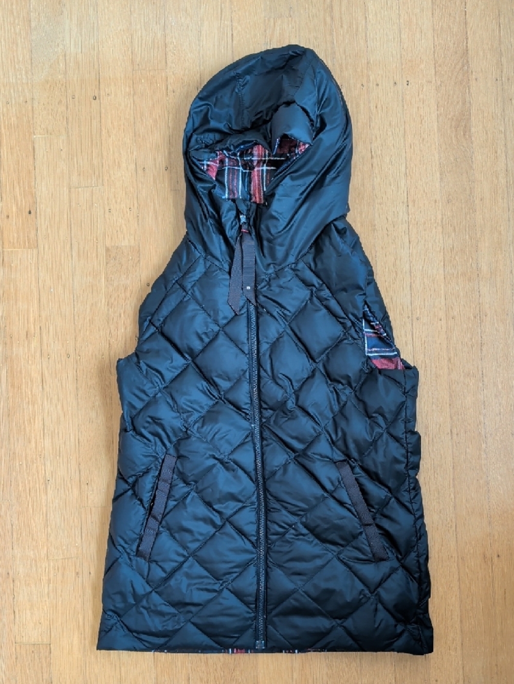 Lululemon Reversable Quilted Plaid Hooded Puffer Vest